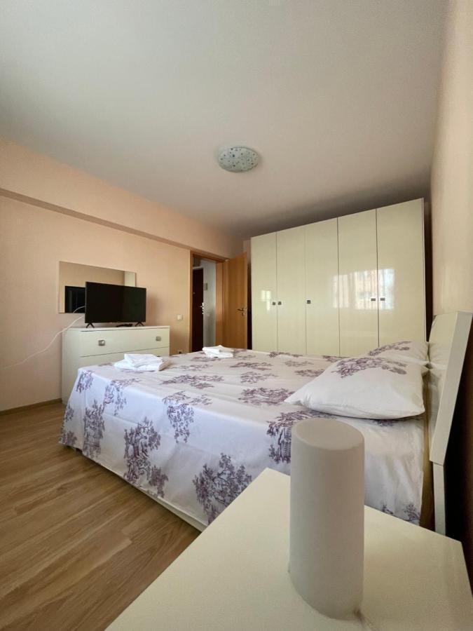 شقة Cerna Apartament براشوف المظهر الخارجي الصورة